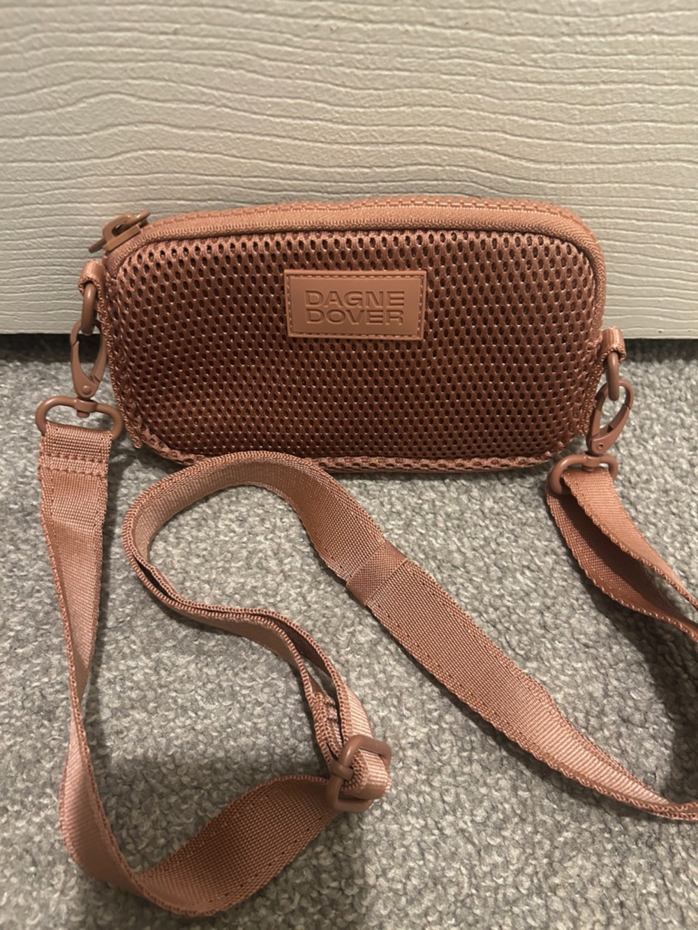 Dagne Dover Dusty Rose Mesh Crossbody Bag